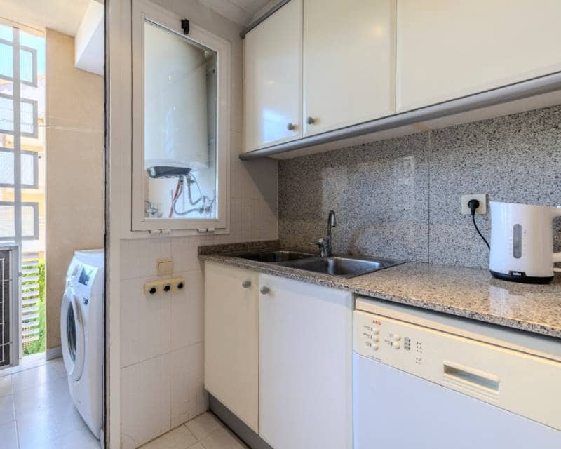 3 Zimmer Apartment zu verkaufen in Arenal mit Pool Garage - 479.950 € (Ref: 9844180)
