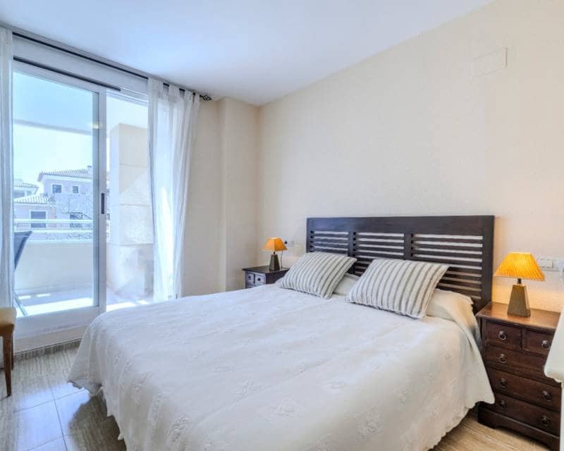 3 Zimmer Apartment zu verkaufen in Arenal mit Pool Garage - 479.950 € (Ref: 9844180)