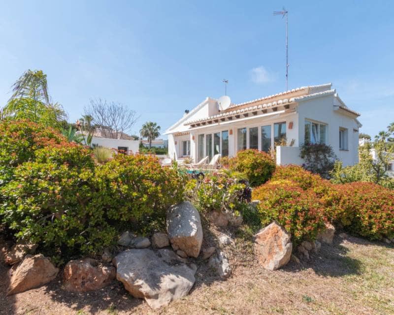 3 sovrum Villa till salu i Javea / Xabia med pool - 790 000 € (Ref: 9844181)