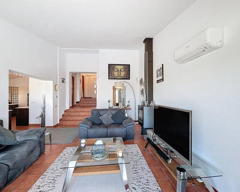4 bedroom Villa for sale in Benitachell / Benitatxell with pool - € 1,550,000 (Ref: 9847552)