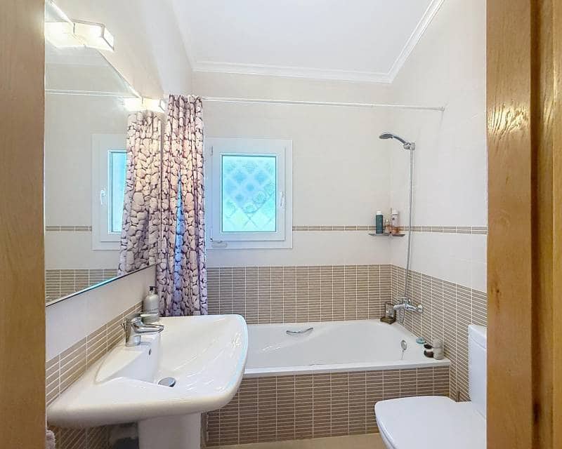 4 bedroom Villa for sale in Benitachell / Benitatxell with pool - € 1,550,000 (Ref: 9847552)