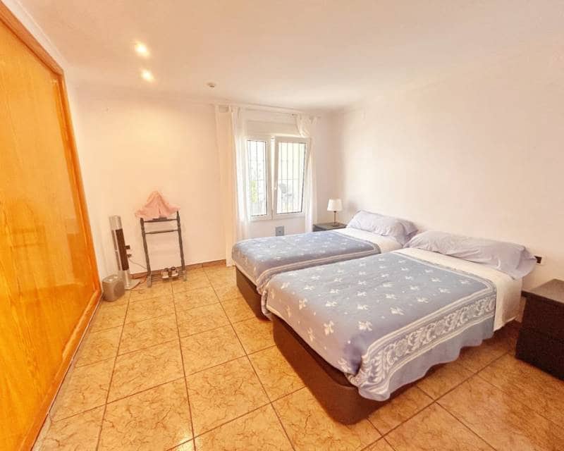 5 slaapkamer Villa te koop in Denia met zwembad - € 1.053.000 (Ref: 9892607)