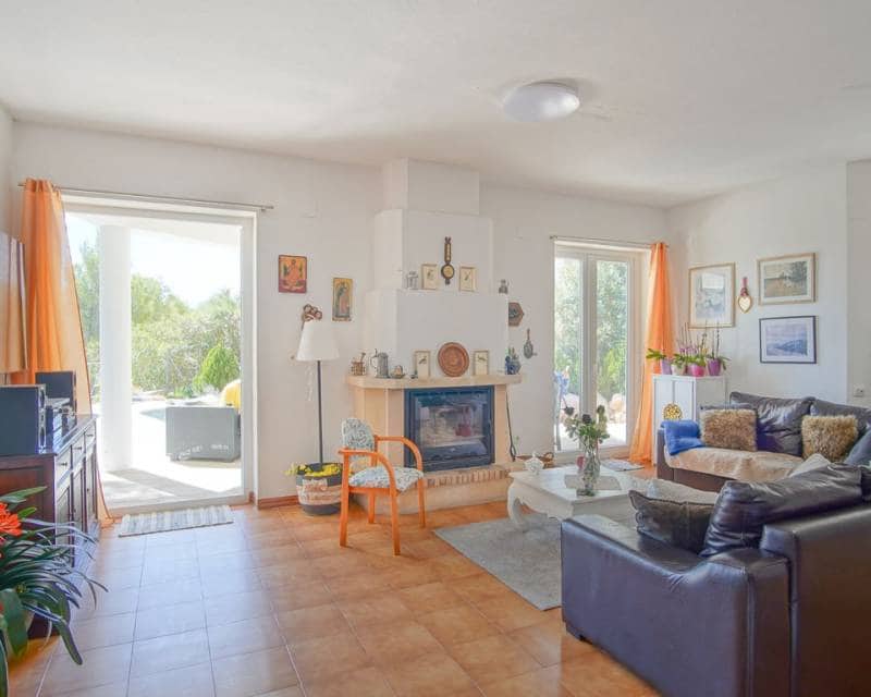 3 slaapkamer Villa te koop in Altea met zwembad - € 530.000 (Ref: 9892609)
