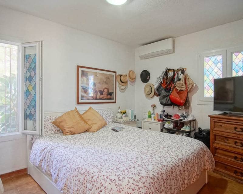3 slaapkamer Villa te koop in Altea met zwembad - € 530.000 (Ref: 9892609)