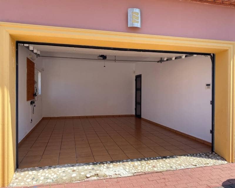 5 chambre Villa/Maison à vendre à Orba avec piscine garage - 499 000 € (Ref: 9892610)