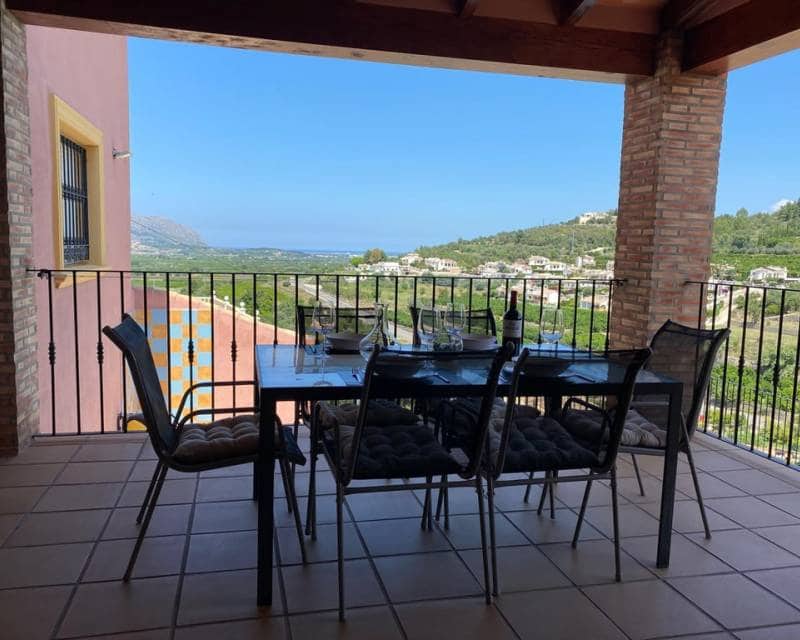 5 chambre Villa/Maison à vendre à Orba avec piscine garage - 499 000 € (Ref: 9892610)