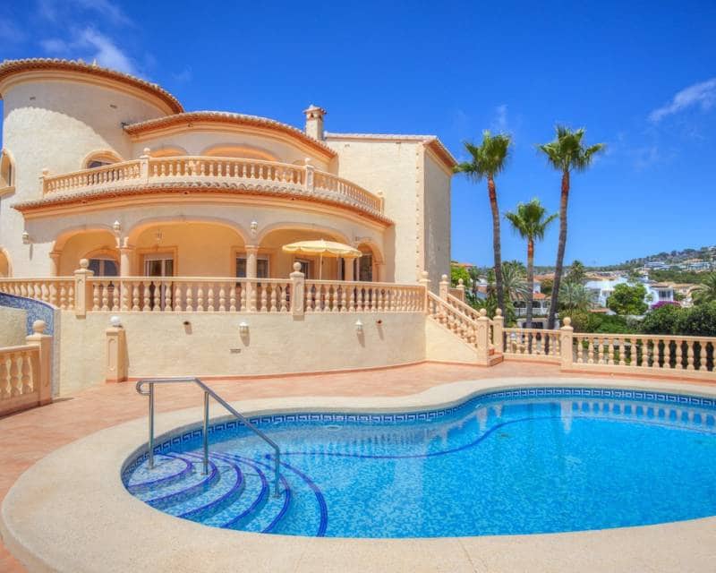 4 soveværelse Villa til salg i Benissa med swimmingpool garage - € 1.100.000 (Ref: 9918878)