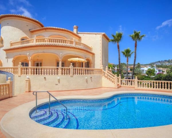 4 soveværelse Villa til salg i Benissa med swimmingpool garage - € 1.100.000 (Ref: 9918878)