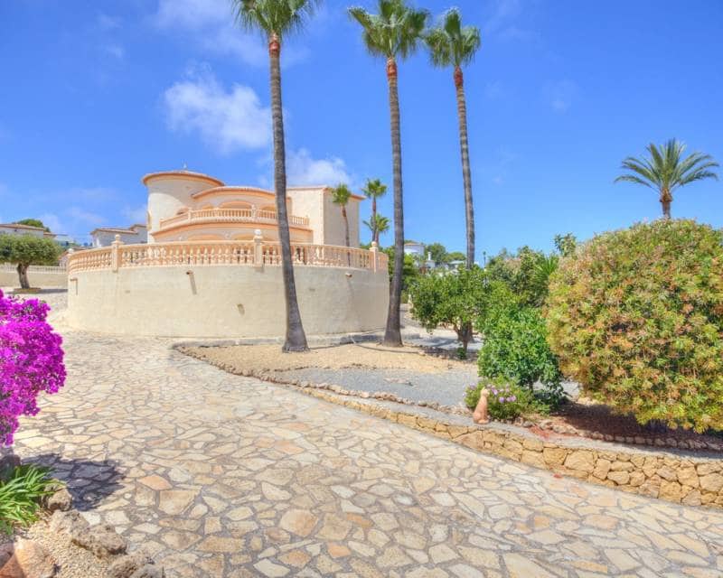 4 soveværelse Villa til salg i Benissa med swimmingpool garage - € 1.100.000 (Ref: 9918878)