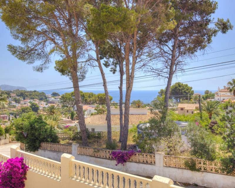 4 soveværelse Villa til salg i Benissa med swimmingpool garage - € 1.100.000 (Ref: 9918878)