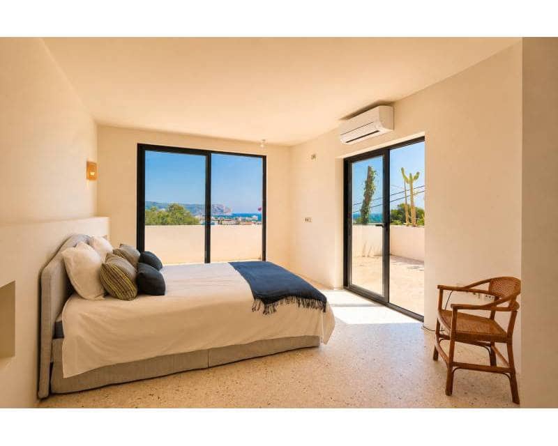 7 Zimmer Villa zu verkaufen in Javea / Xabia mit Pool - 2.900.000 € (Ref: 9918879)
