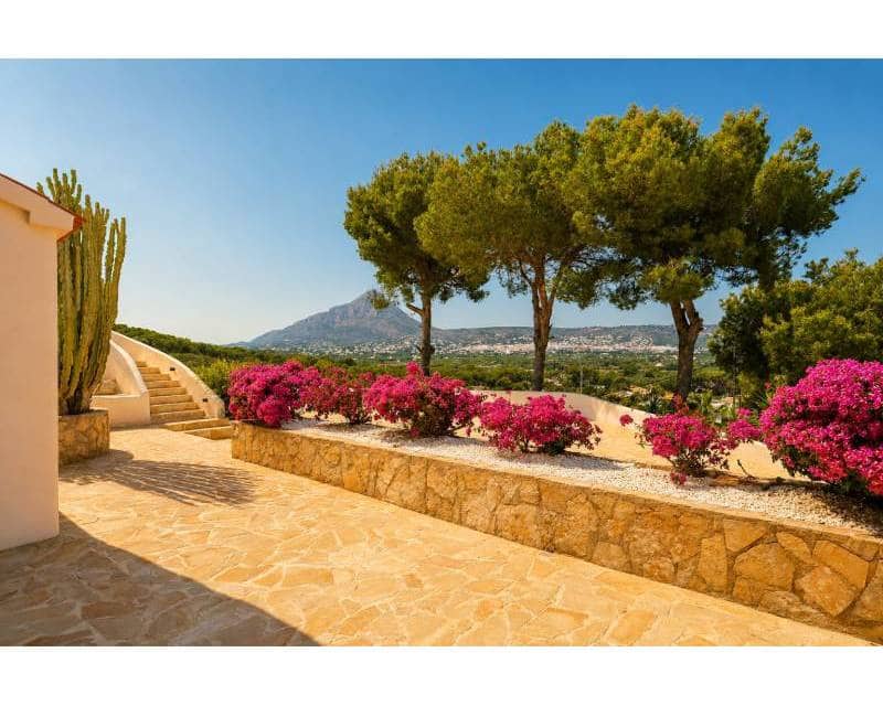 7 Zimmer Villa zu verkaufen in Javea / Xabia mit Pool - 2.900.000 € (Ref: 9918879)