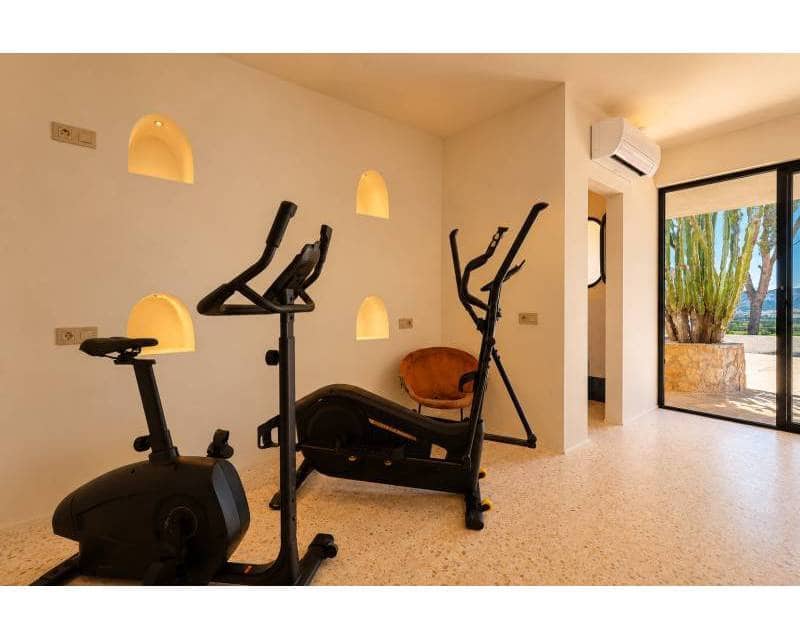 7 Zimmer Villa zu verkaufen in Javea / Xabia mit Pool - 2.900.000 € (Ref: 9918879)