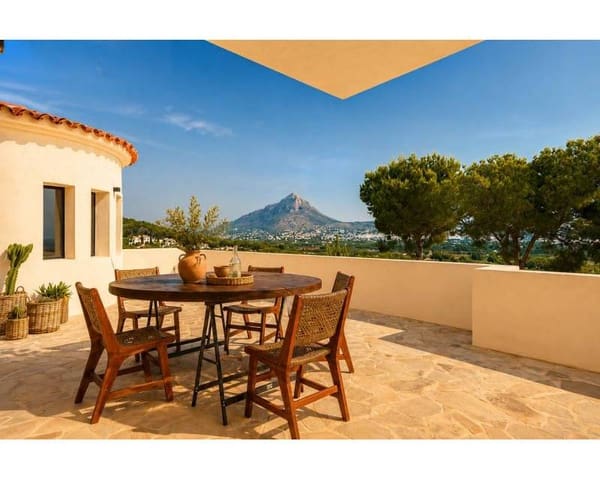 7 Zimmer Villa zu verkaufen in Javea / Xàbia mit Pool - 2.900.000 € (Ref: 9918879)