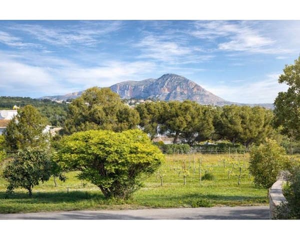3 soveværelse Finca/Landehus til salg i Benitachell / Benitatxell med swimmingpool garage - € 1.240.000 (Ref: 9918880)