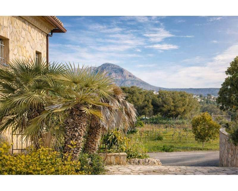 3 soveværelse Finca/Landehus til salg i Benitachell / Benitatxell med swimmingpool garage - € 1.240.000 (Ref: 9918880)