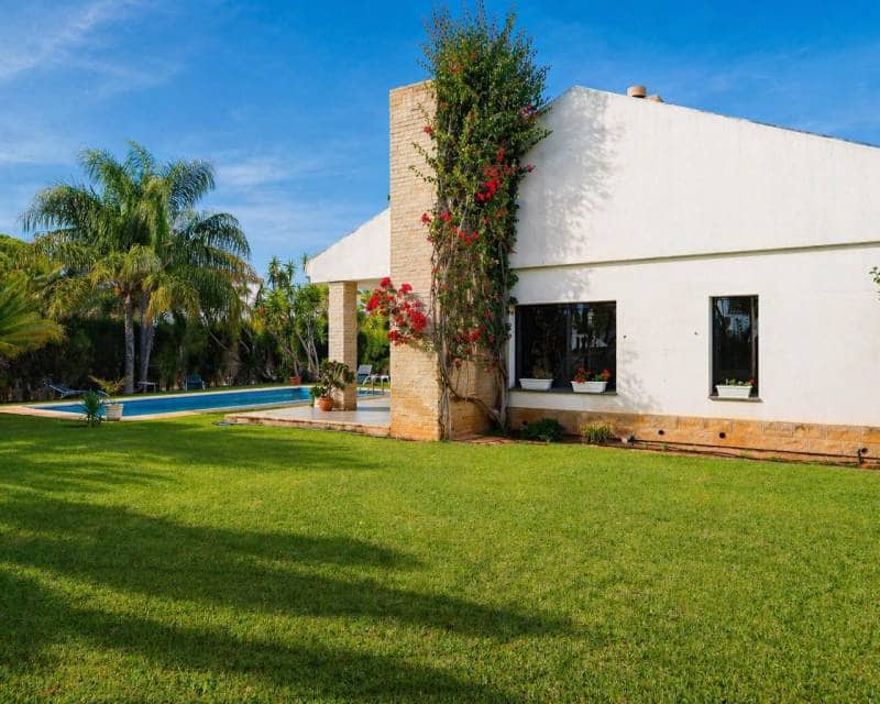 4 sovrum Villa till salu i Denia med pool garage - 1 190 000 € (Ref: 9918881)