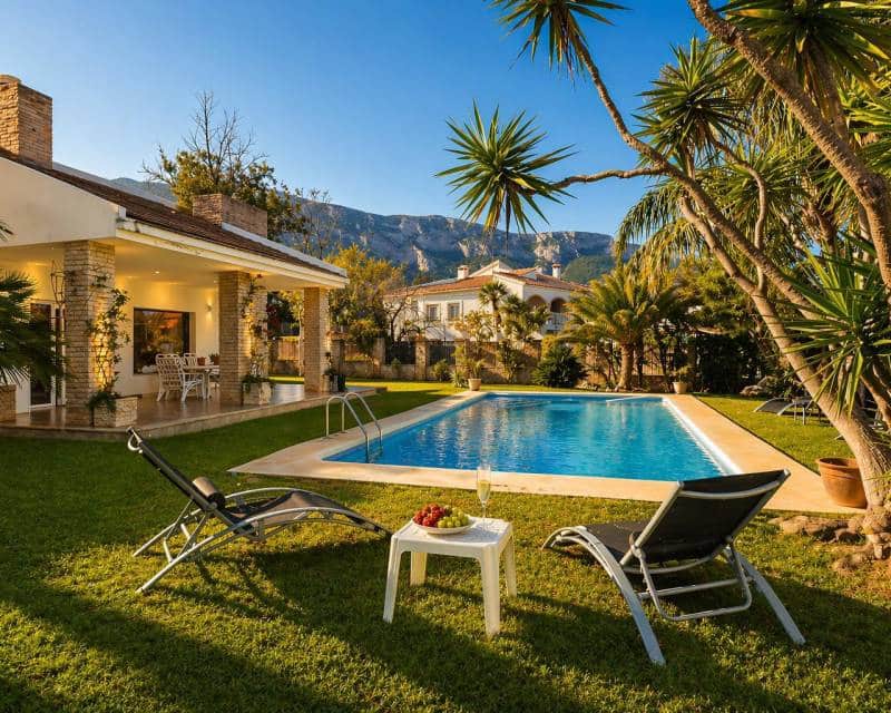 4 sovrum Villa till salu i Denia med pool garage - 1 190 000 € (Ref: 9918881)