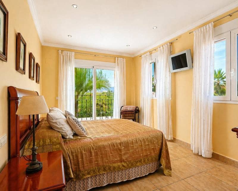 4 quarto Moradia para venda em Javea / Xabia com piscina garagem - 990 000 € (Ref: 9918882)
