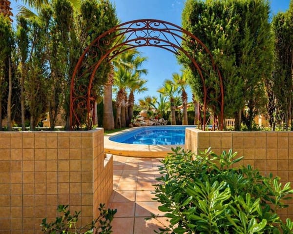 4 quarto Moradia para venda em Javea / Xàbia com piscina garagem - 990 000 € (Ref: 9918882)