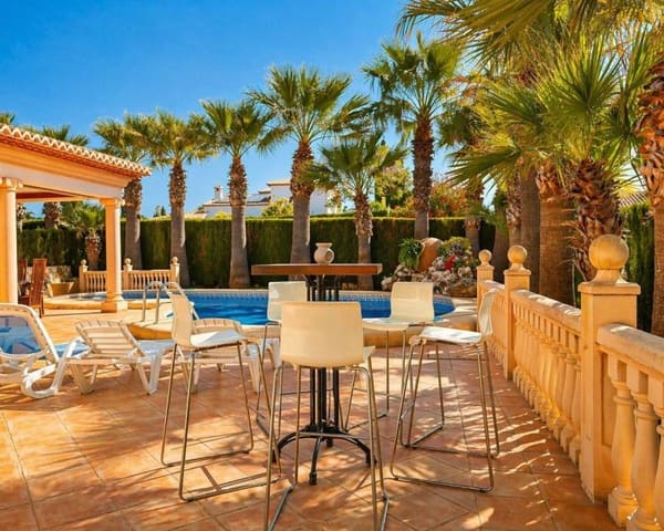 4 quarto Moradia para venda em Javea / Xàbia com piscina garagem - 990 000 € (Ref: 9918882)