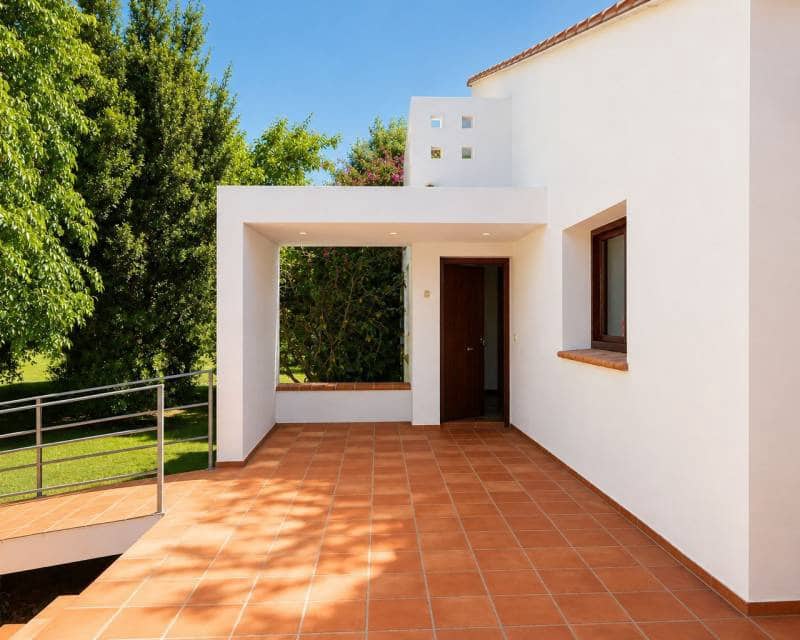 5 bedroom Villa for sale in Pamis with pool garage - € 1,400,000 (Ref: 9918883)