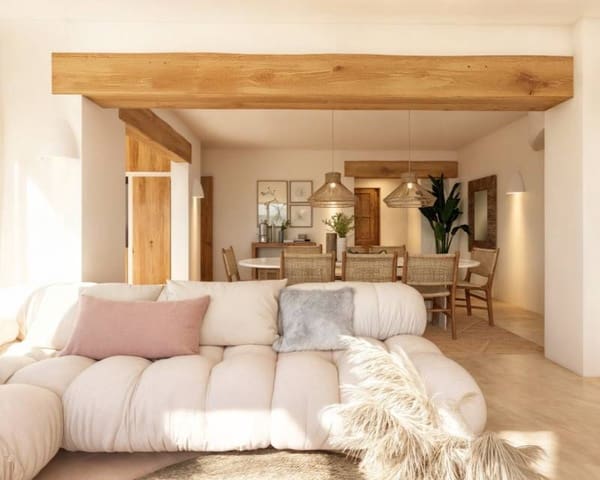 4 soverom Villa til salgs i Moraira, Teulada-Moraira med svømmebasseng garasje - € 2 795 000 (Ref: 9918972)