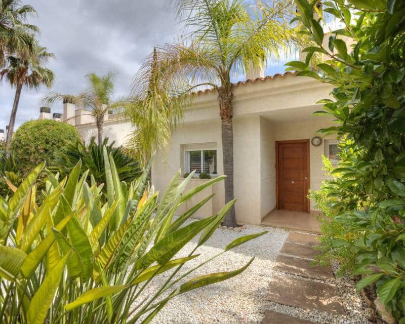 3 bedroom Terraced Villa for sale in Moraira with pool garage - € 475,000 (Ref: 9925065)