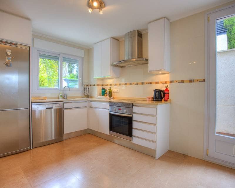 3 bedroom Terraced Villa for sale in Moraira with pool garage - € 475,000 (Ref: 9925065)