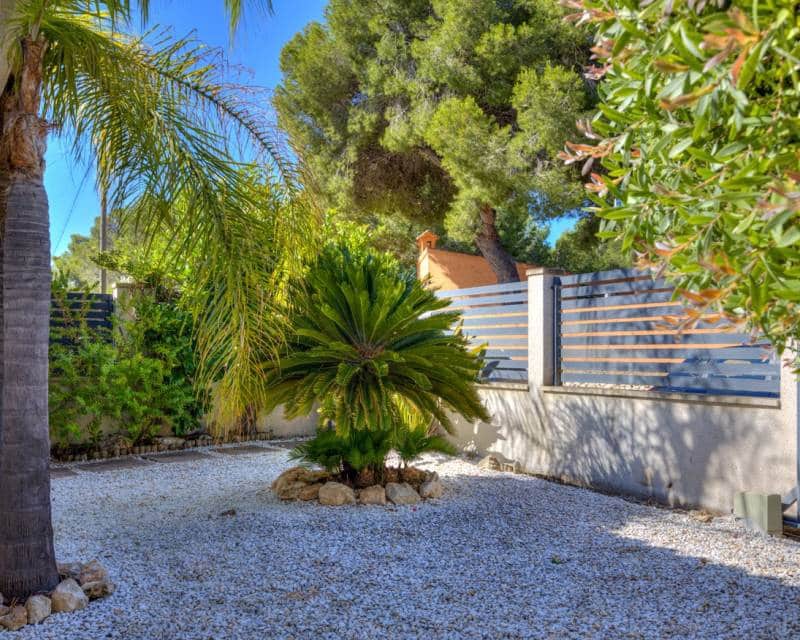 3 bedroom Terraced Villa for sale in Moraira with pool garage - € 450,000 (Ref: 9925065)