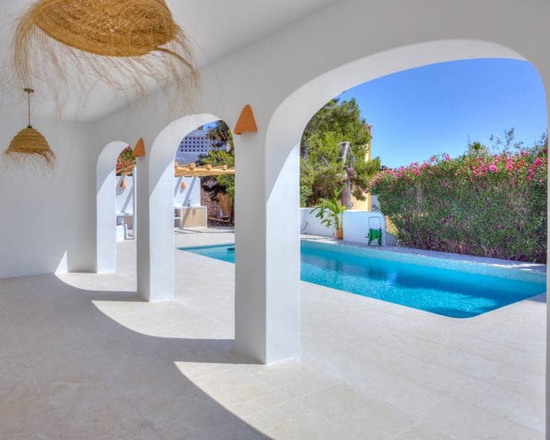 5 sovrum Villa till salu i Moraira med pool garage - 1 389 000 € (Ref: 9958709)