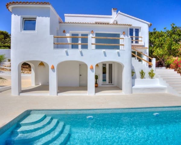 5 slaapkamer Villa te koop in Moraira, Teulada-Moraira met zwembad garage - € 1.389.000 (Ref: 9958709)