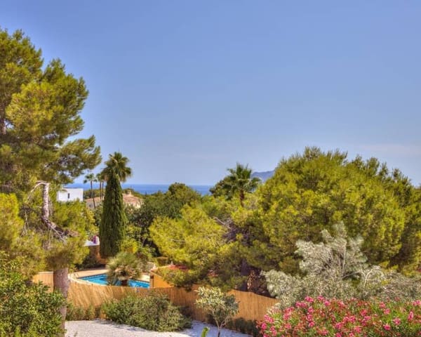 5 slaapkamer Villa te koop in Moraira, Teulada-Moraira met zwembad garage - € 1.389.000 (Ref: 9958709)