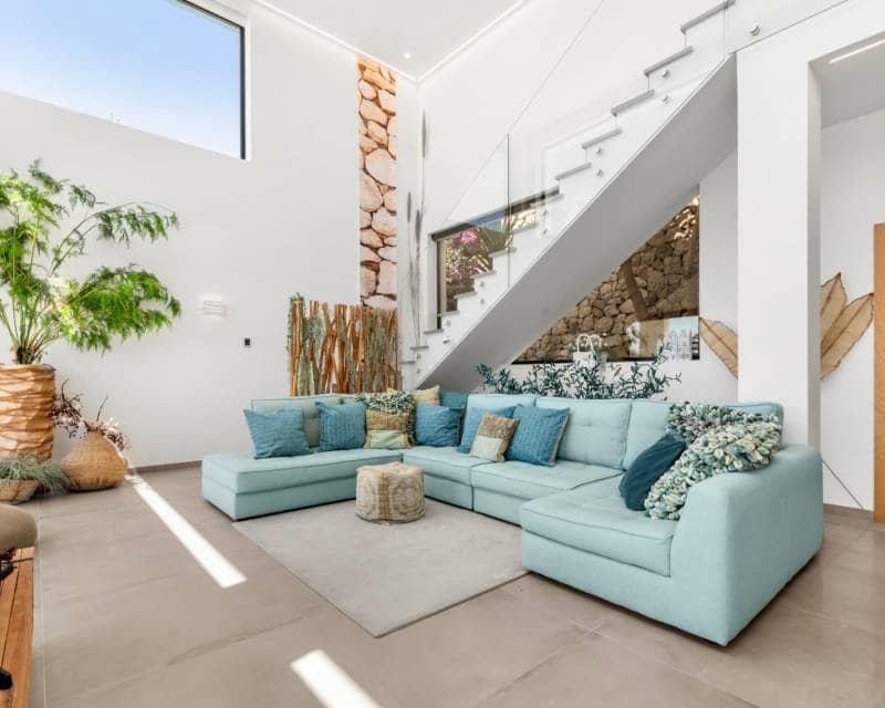 4 bedroom Villa for sale in Benissa with pool garage - € 2,350,000 (Ref: 9958710)