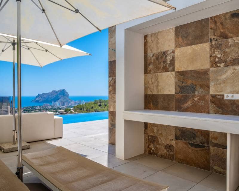 4 bedroom Villa for sale in Benissa with pool garage - € 2,350,000 (Ref: 9958710)