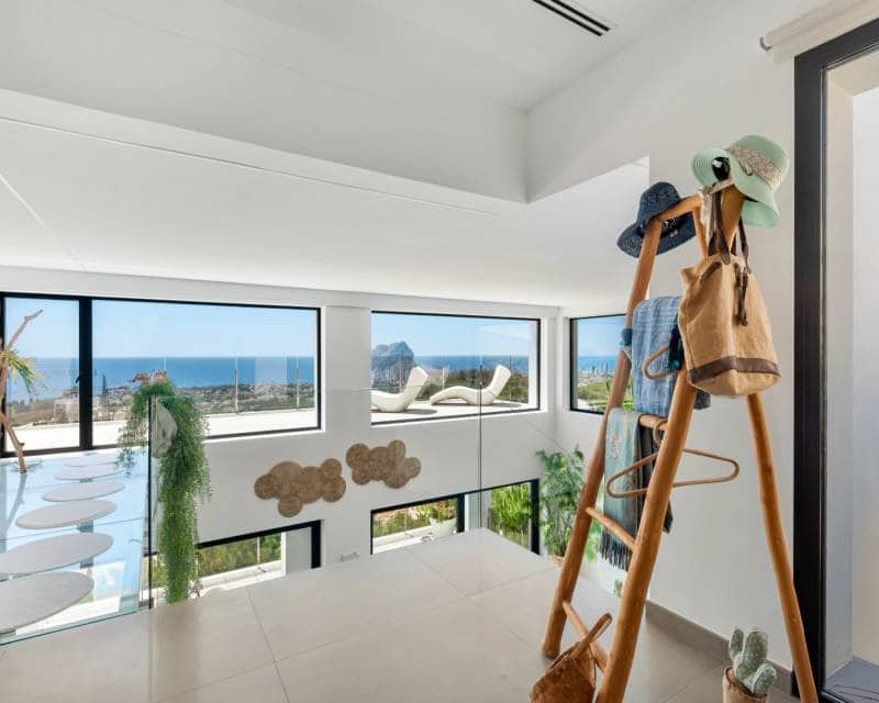 4 bedroom Villa for sale in Benissa with pool garage - € 2,350,000 (Ref: 9958710)