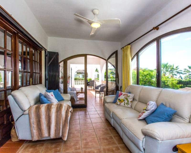 Chalet de 4 habitaciones en Benissa en venta con piscina garaje - 695.000 € (Ref: 9958716)