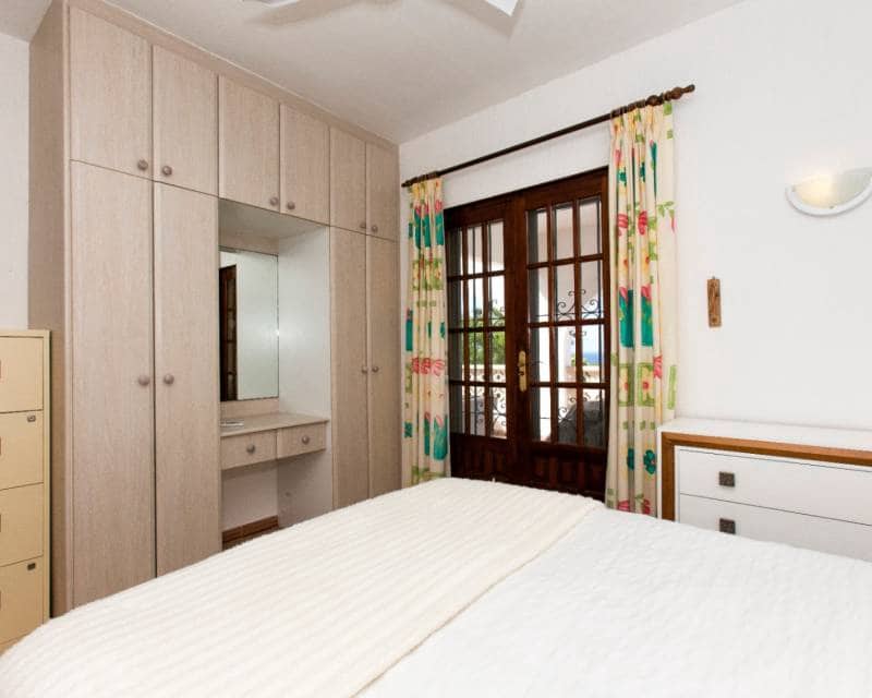 Chalet de 4 habitaciones en Benissa en venta con piscina garaje - 695.000 € (Ref: 9958716)