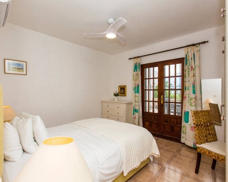Chalet de 4 habitaciones en Benissa en venta con piscina garaje - 695.000 € (Ref: 9958716)