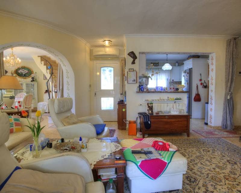 4 soveværelse Villa til salg i Benissa med swimmingpool garage - € 766.000 (Ref: 9958717)