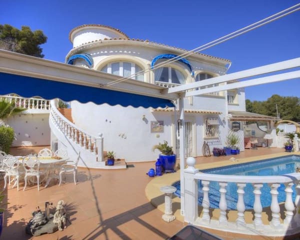 4 soverom Villa til salgs i Benissa med svømmebasseng garasje - € 766 000 (Ref: 9958717)