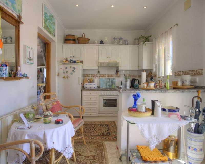 4 soveværelse Villa til salg i Benissa med swimmingpool garage - € 766.000 (Ref: 9958717)