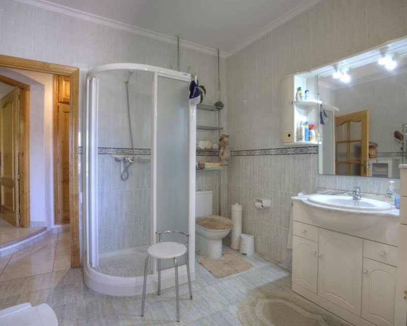 4 soveværelse Villa til salg i Benissa med swimmingpool garage - € 766.000 (Ref: 9958717)