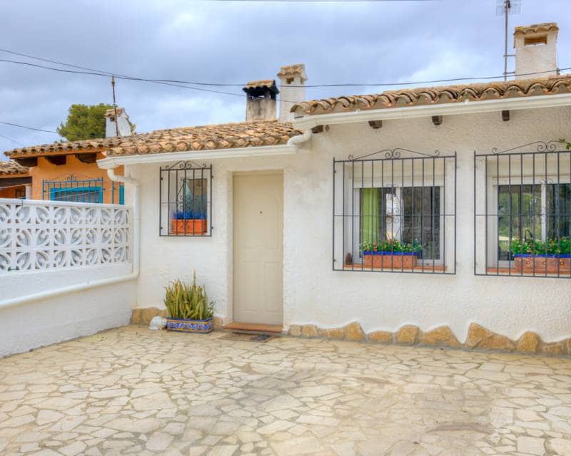 3 soveværelse Rækkehus til salg i Moraira med swimmingpool garage - € 349.000 (Ref: 9968903)