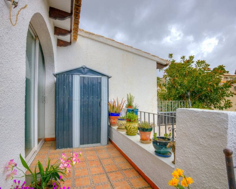 3 soveværelse Rækkehus til salg i Moraira med swimmingpool garage - € 349.000 (Ref: 9968903)