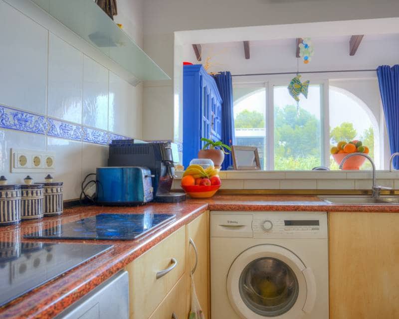 3 soveværelse Rækkehus til salg i Moraira med swimmingpool garage - € 349.000 (Ref: 9968903)