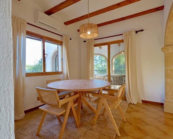 2 soverom Villa til salgs i Javea / Xàbia med garasje - € 595 000 (Ref: 9970853)