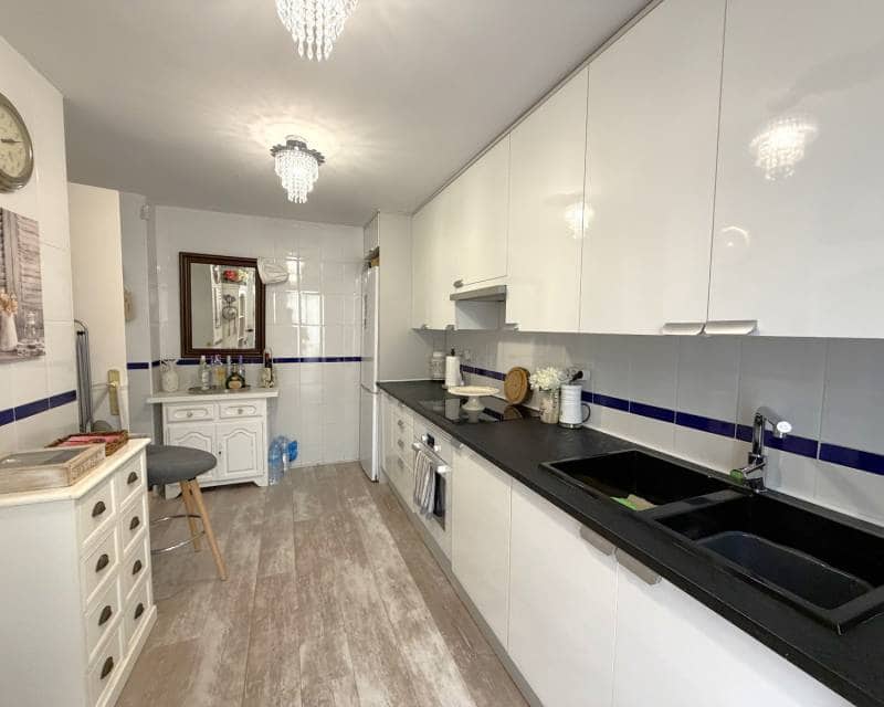 2 makuuhuone Huoneisto myytävänä paikassa Teulada - 220 000 € (Ref: 9983979)