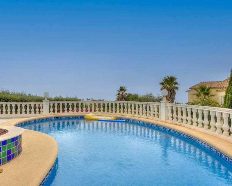 3 quarto Moradia para venda em Cumbre del Sol com piscina garagem - 860 000 € (Ref: 9983980)