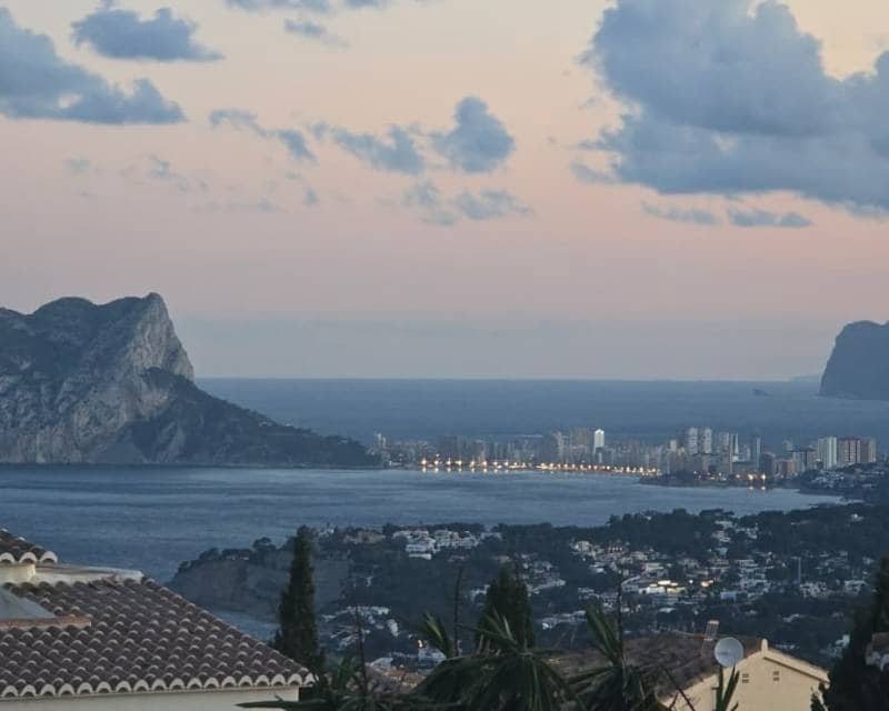3 quarto Moradia para venda em Cumbre del Sol com piscina garagem - 860 000 € (Ref: 9983980)